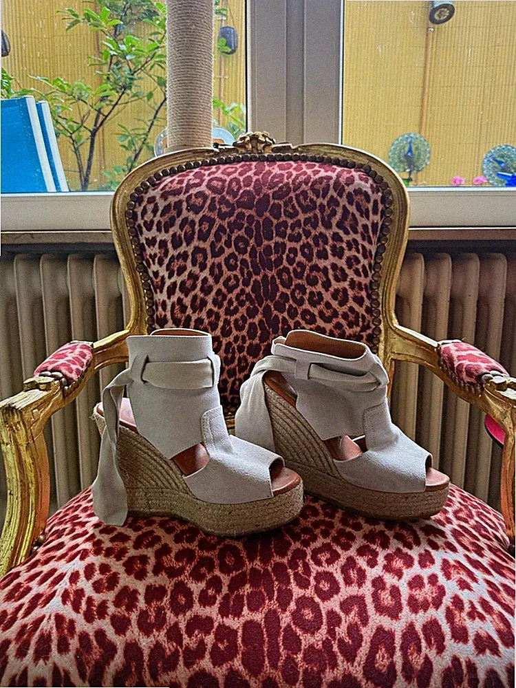 KANNA Damen Sandalen Keilabsatz Plateau Wildleder Klettverschluss Beige 37 1/3