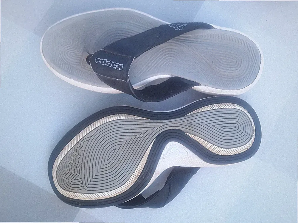 Kappa FlipFlop Body Shaping Zehentrenner Sandale Gr. 37 schwarz Leder gebraucht