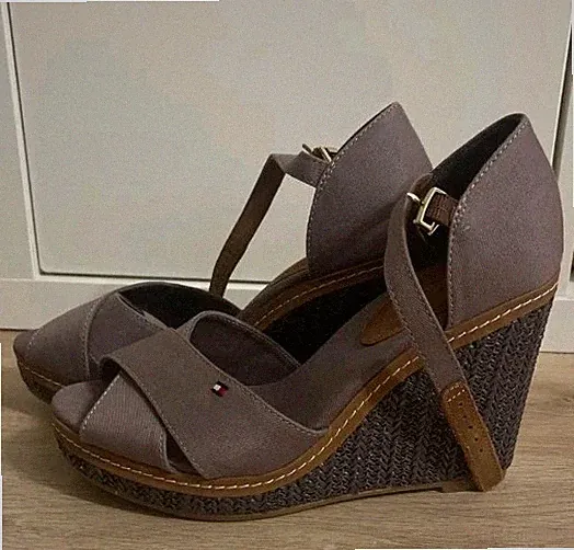Keilabsatz Sandaletten