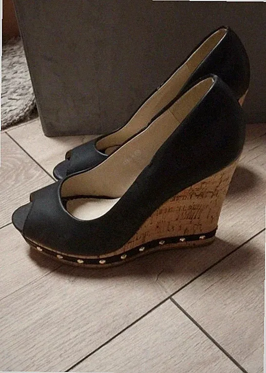 Keilabsatzschuhe Gr. 39 Schwarz Pumps Sommer Superbequem Mit Korkkeilabsatz (OVP
