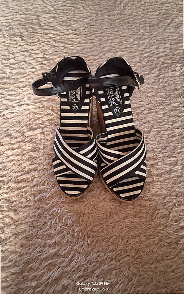 Keilabsatzschuhe, Neumin Der Größe 37