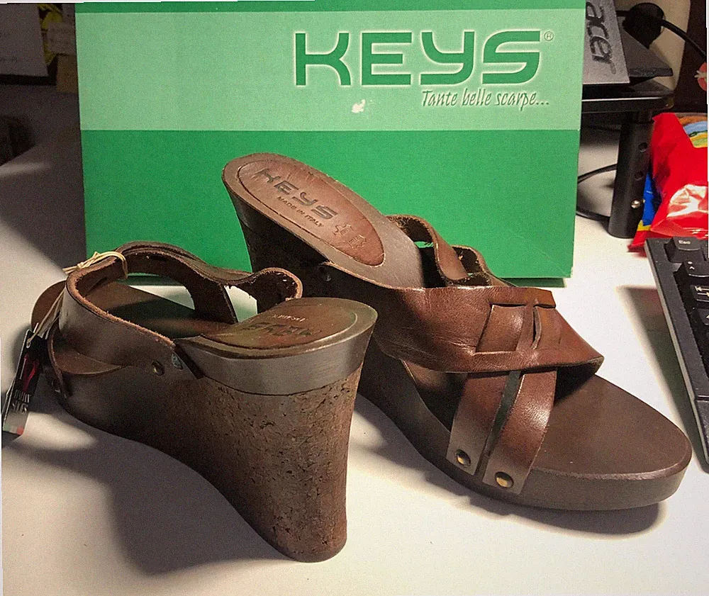 KEYS ITALY Plateausandale Heel 10cm Gr 40 Holz/Kork NEU in Box Keilabsatz