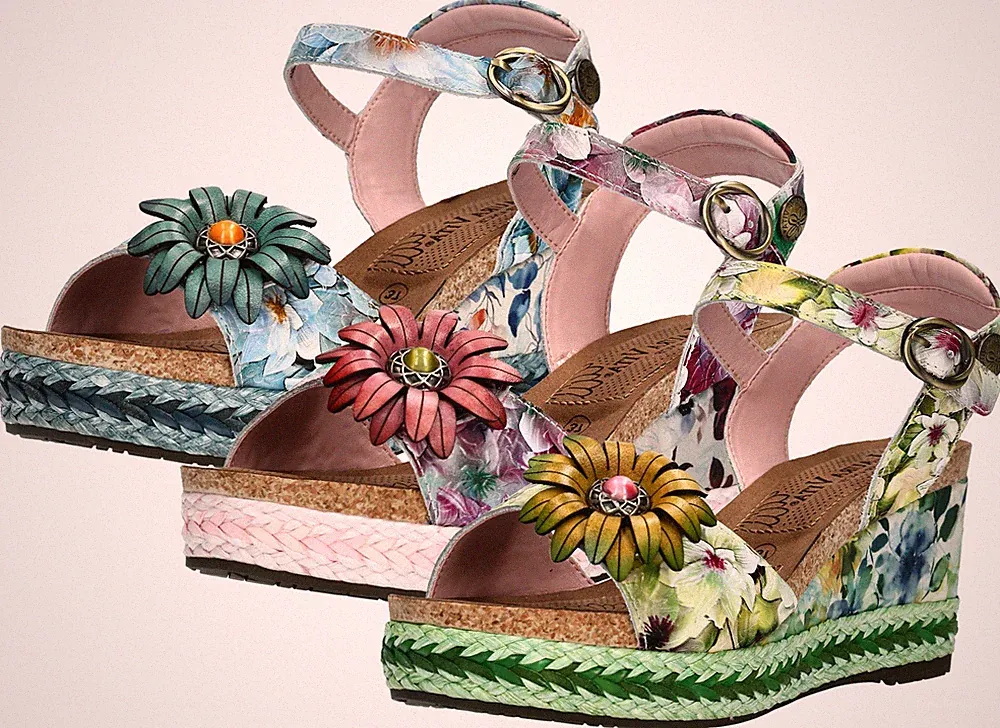 Laura Vita Damen Sandalette Plateau Blumenmuster Keilabsatz Facyo 75