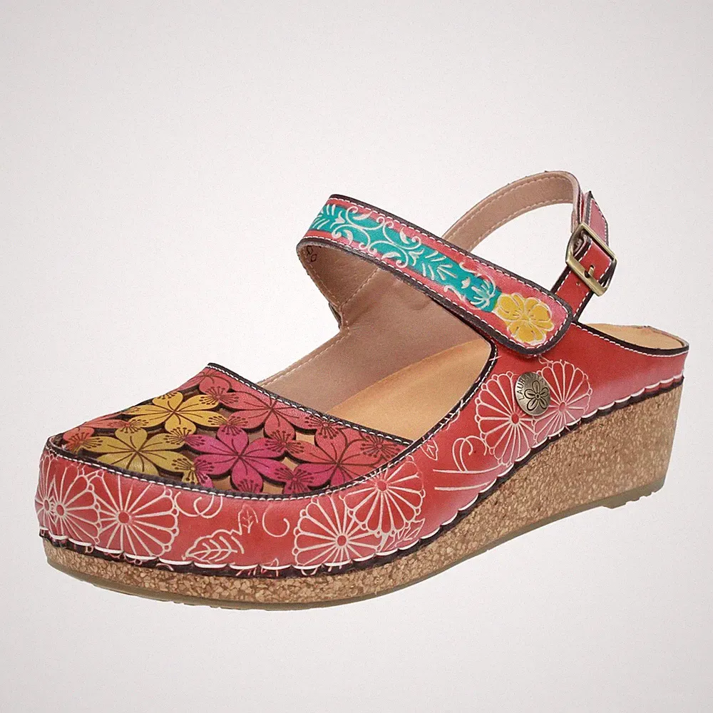 Laura Vita Facscineo - Leder Sandalen mit rotem Keilabsatz - Größe 38 [23,8 cm]