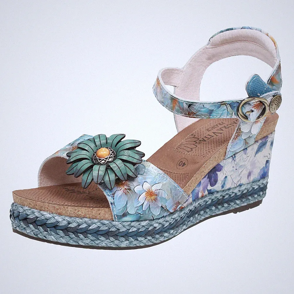 Laura Vita Leder gemusterte Sandalen mit Keilabsatz hellblau - Größe 37 [23,1 cm]