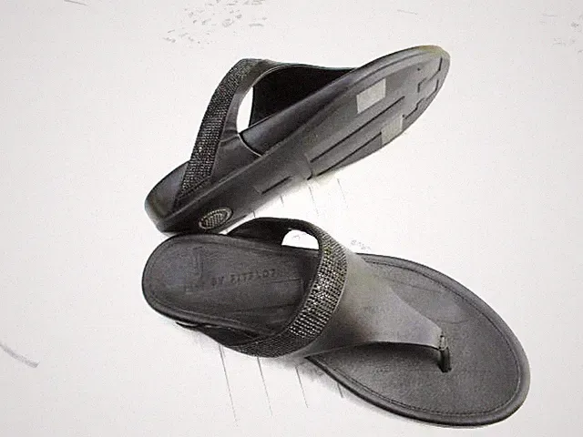 Ledersandalen* FIT FLOP* , Zehentrenner, Glitzer , schwarz, Gr. 38- 39, neu