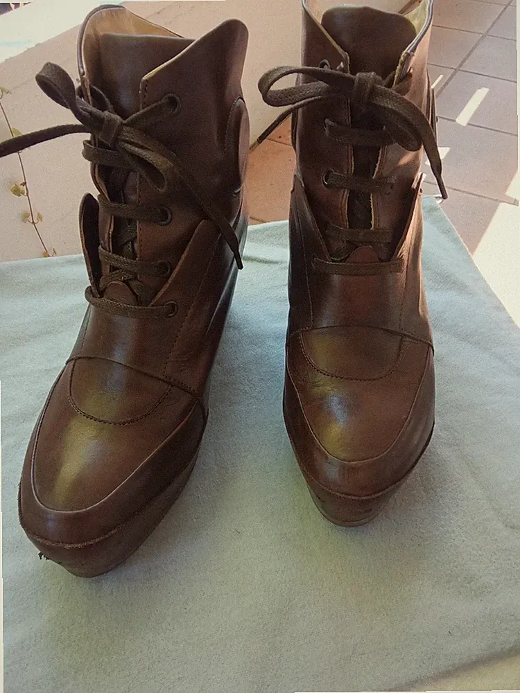 Lederschuh braun Marithé Francois Girbaud hoher Keilabsatz Plateau Gr. 39