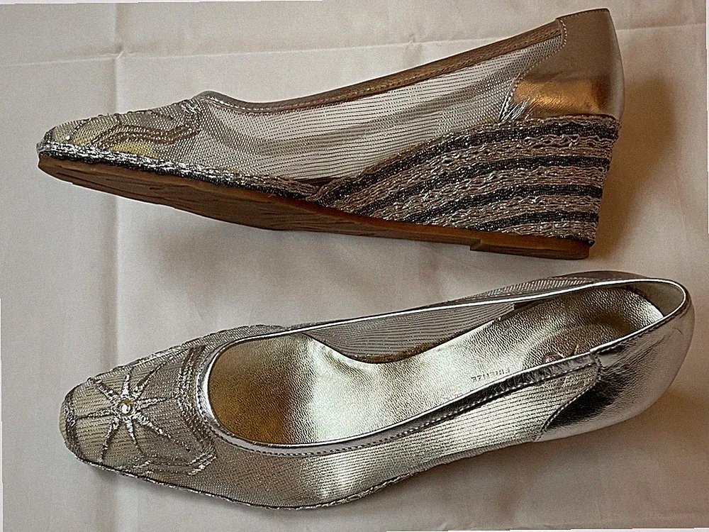 Leichte elegante Damenschuhe, Made in Italy, Gr. 40, neuwertig, Fa. Cristian