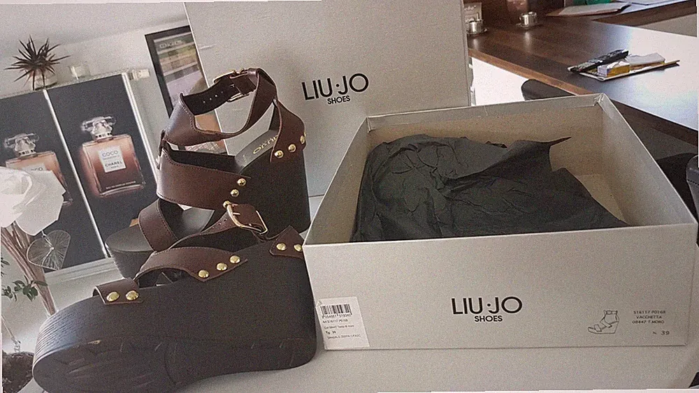 Liu Jo Plateusandale 39 Neu Cognac Goldene Nieten