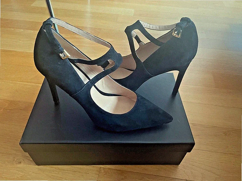Liu Jo Riemchensandale Pfennigabsatz Sandalen Gr. 39
