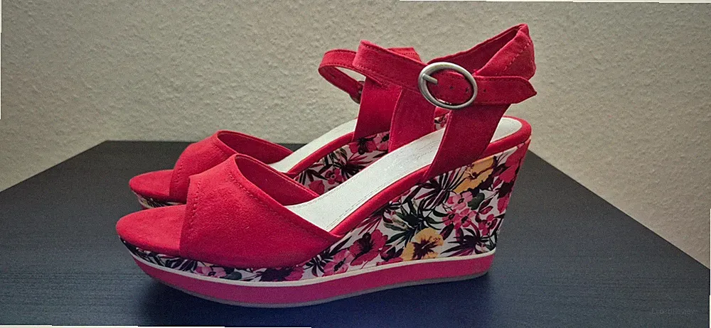 Lola Paltinger Sandalen Keilabsatz Rot Blumenmuster Gr.39