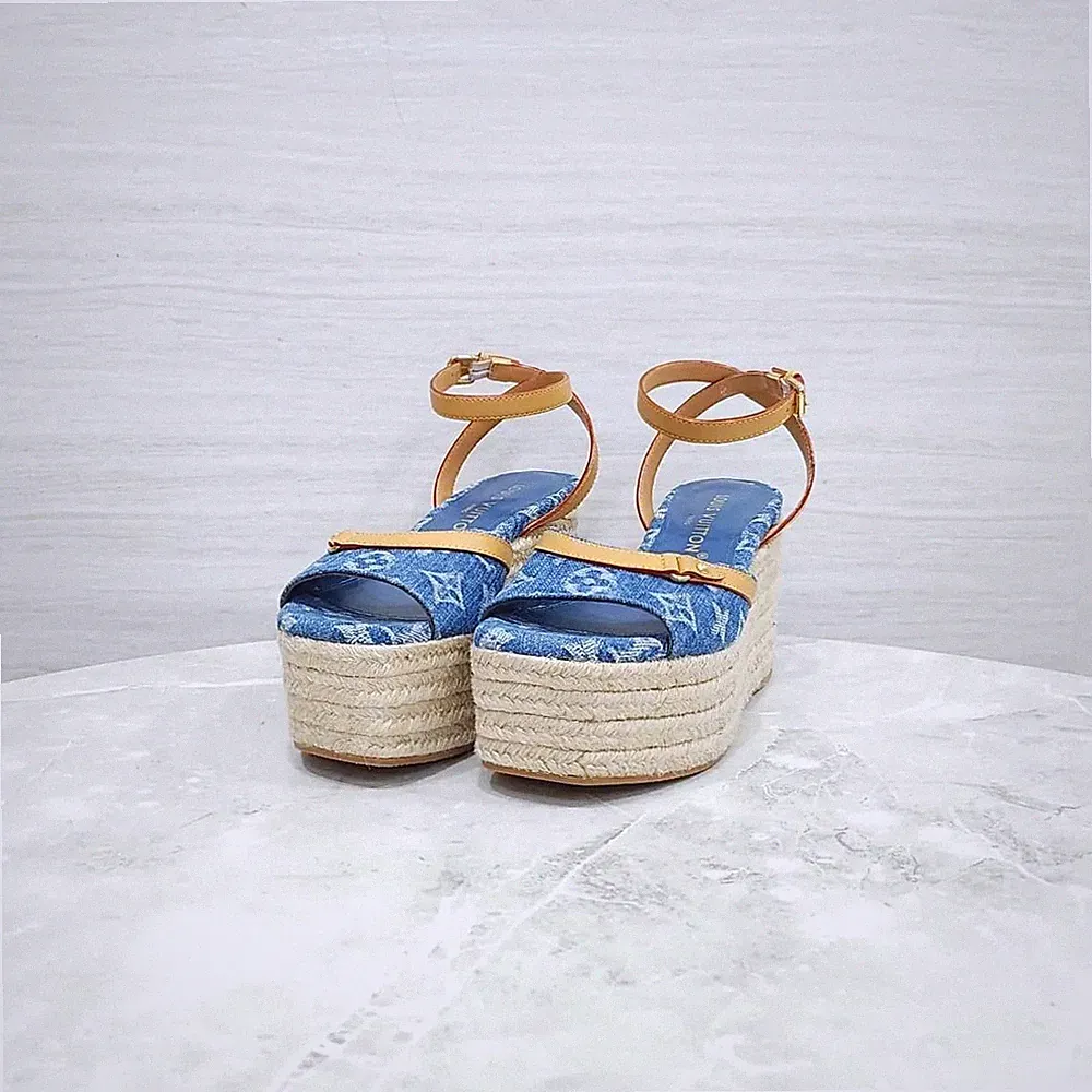 Louis Vuitton Helios Keilabsatz Sandalen Jeansblau 1AD4FS 157392113 [U]