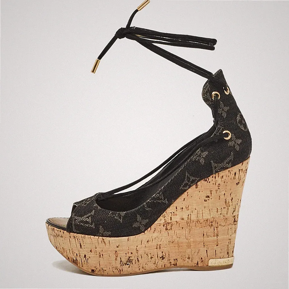 Louis Vuitton Pumps schwarz Monogram Denim Keilabsatz Plateau Ankle Wrap Größ...