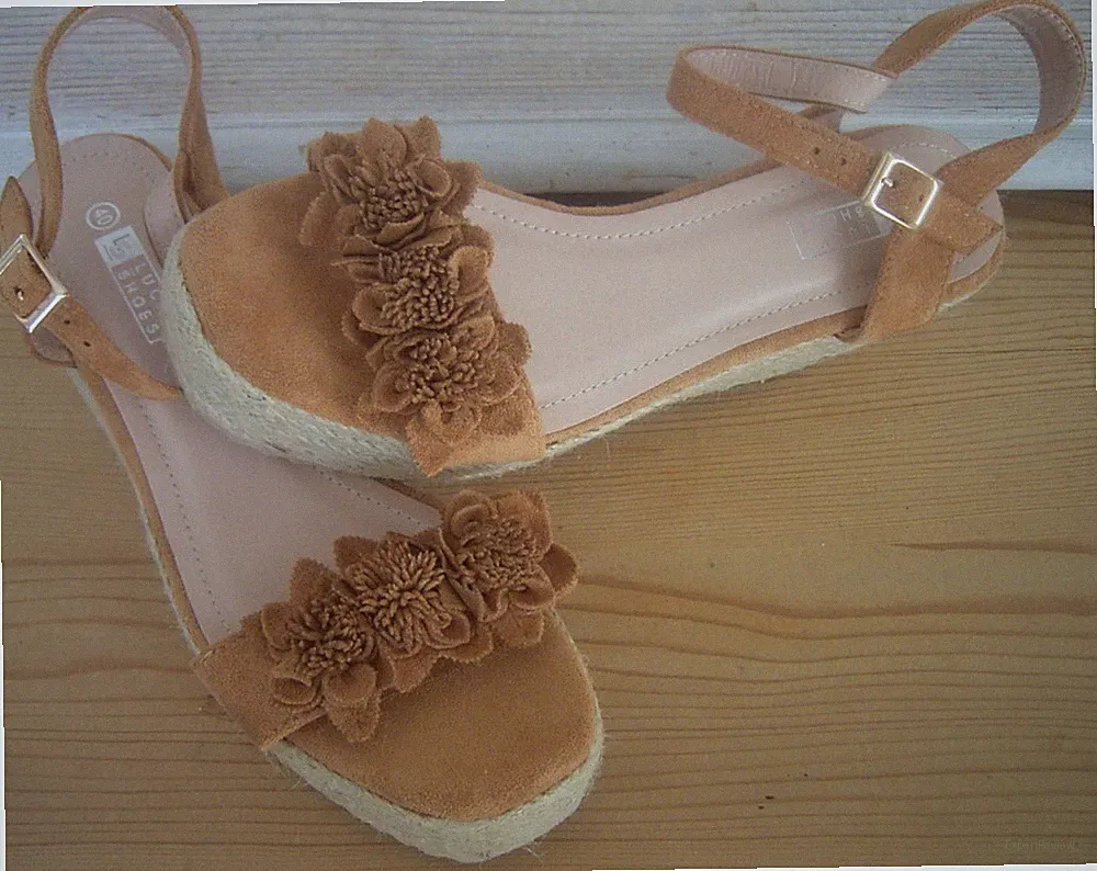 LUCKY SHOE KEIL-SANDALETTEN 40 BRAUN SANDALEN PLATEAU WILDLEDER-OPTIK NEU