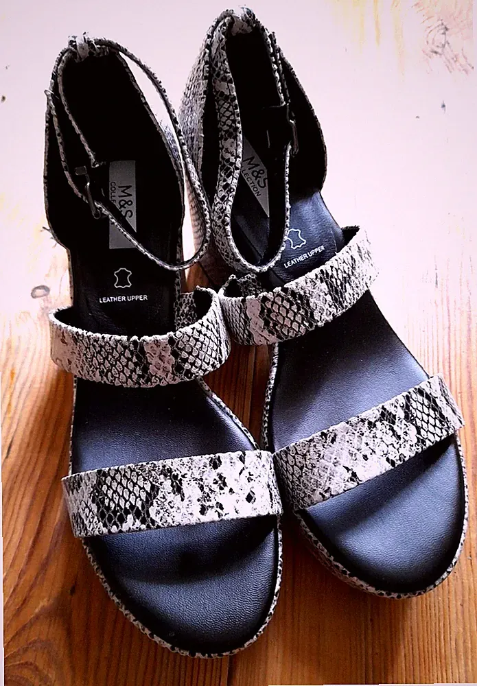 M&S Leder Plateau Sandalen Schlangenleder Print Blocksohle Schuhe 39 UK 6 sehr guter Zustand