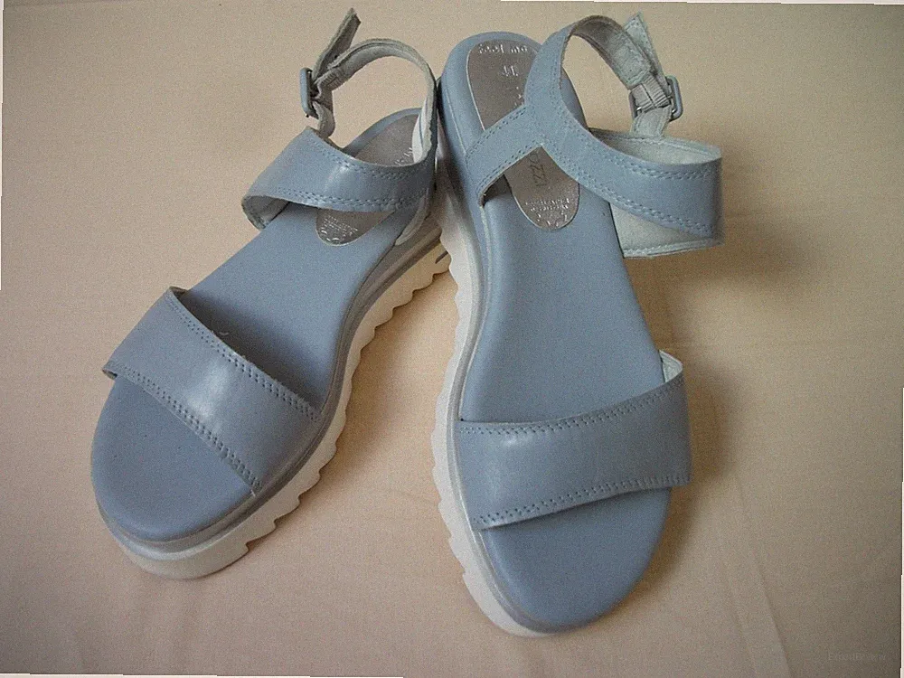 MARCO TOZZI - bequeme ,moderne Echtleder - Sandalette Gr.41 neu