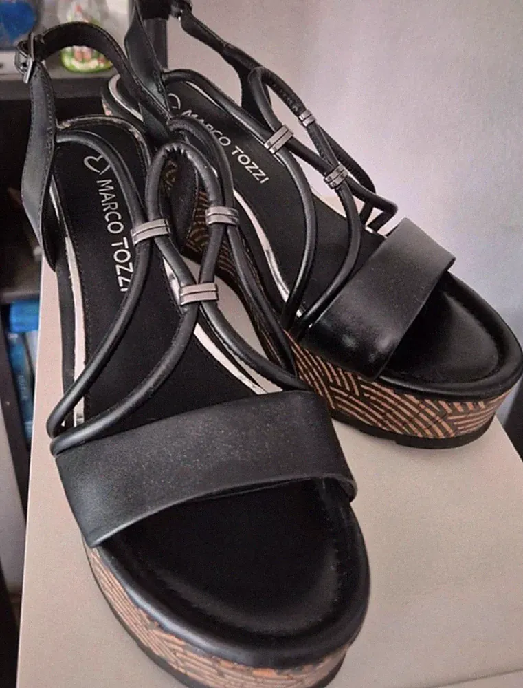 damen marco tozzi sandalen mit keilabsatz schwarz