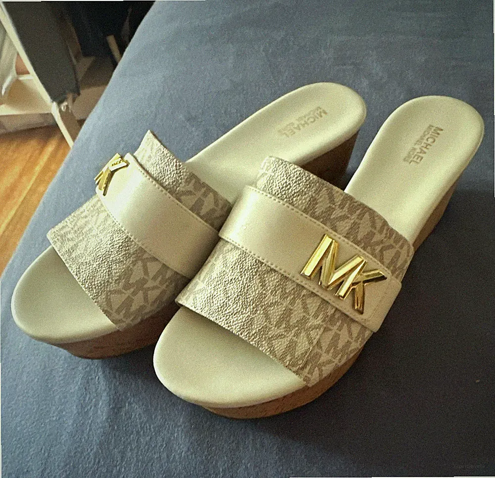 Michael Kors Damen Keilabsatz Plateau Pantoletten Slip-On Beige/Weiß/Gold 39