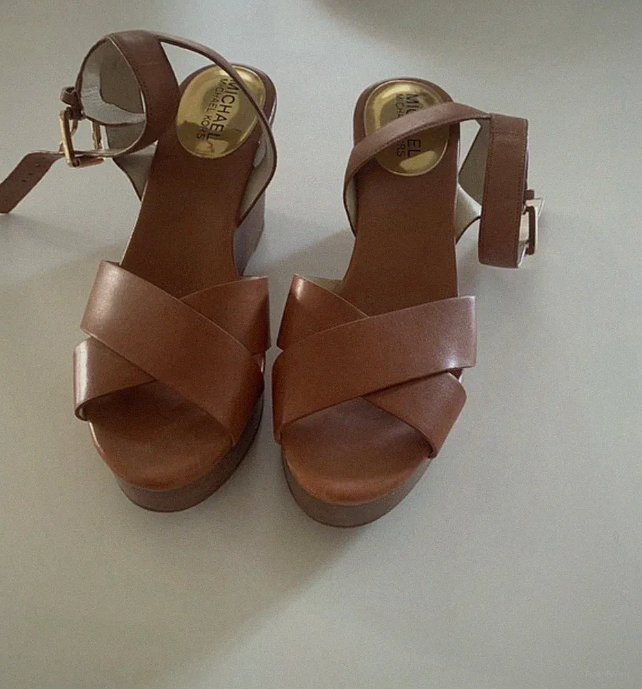 Michael Kors Damen Keilsandalen Leder braun Riemchen Schnalle verstellbar 38