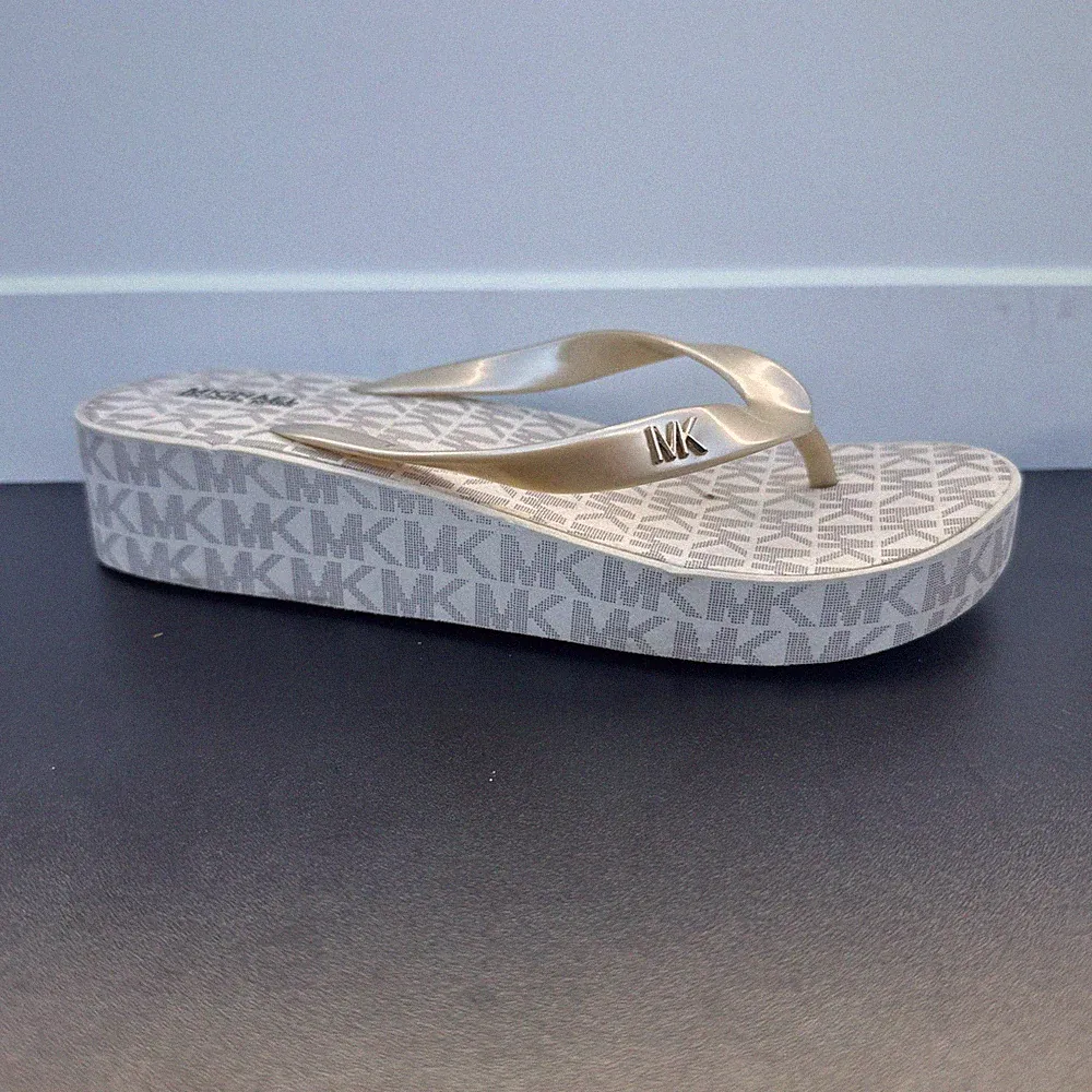 Michael Kors MK Keilabsatz-Flip-Flop-Sandalen perlgrau Damengröße UK 3,5