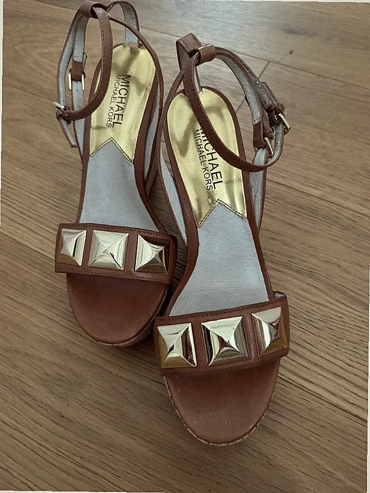 Michael Kors Sandalen mit Keilabsatz, Gr. 36, Leder braun, Korkabsatz