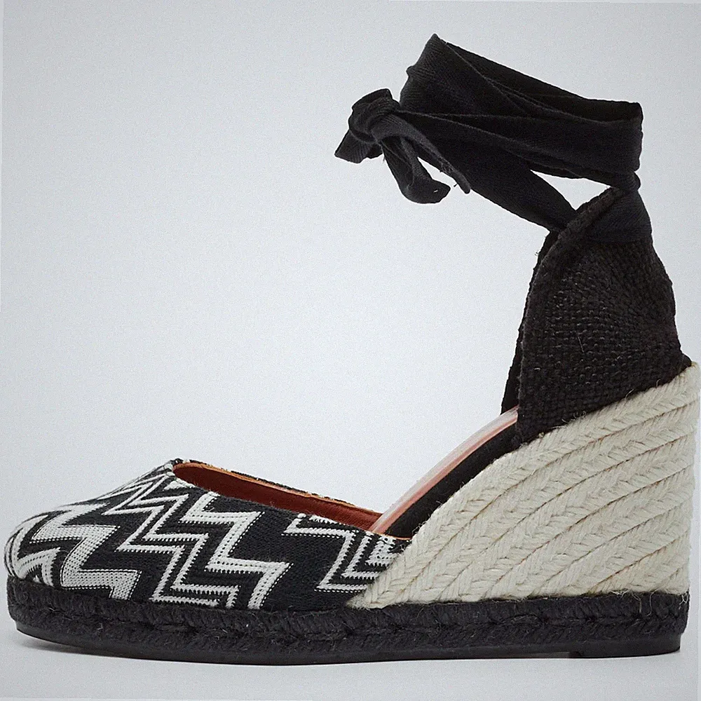 Missoni Sandalen Größe 37 schwarz weiß Stoff und Raffia Chevron Keilabsatz