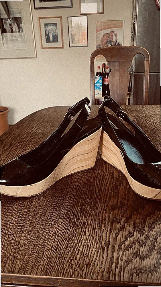 Miu Miu Damen Sandalen Slingback Keilabsatz Lackleder schwarz/beige EU 39
