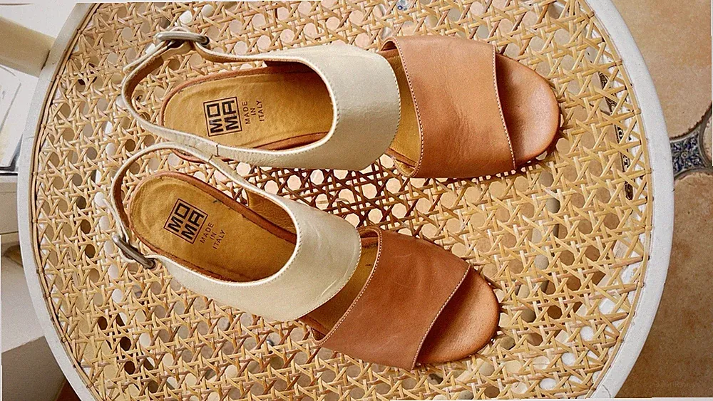 MOMA Damen Leder Sandalen Sandaletten Gr. 39,5, NP 250 Euro, guter Zustand