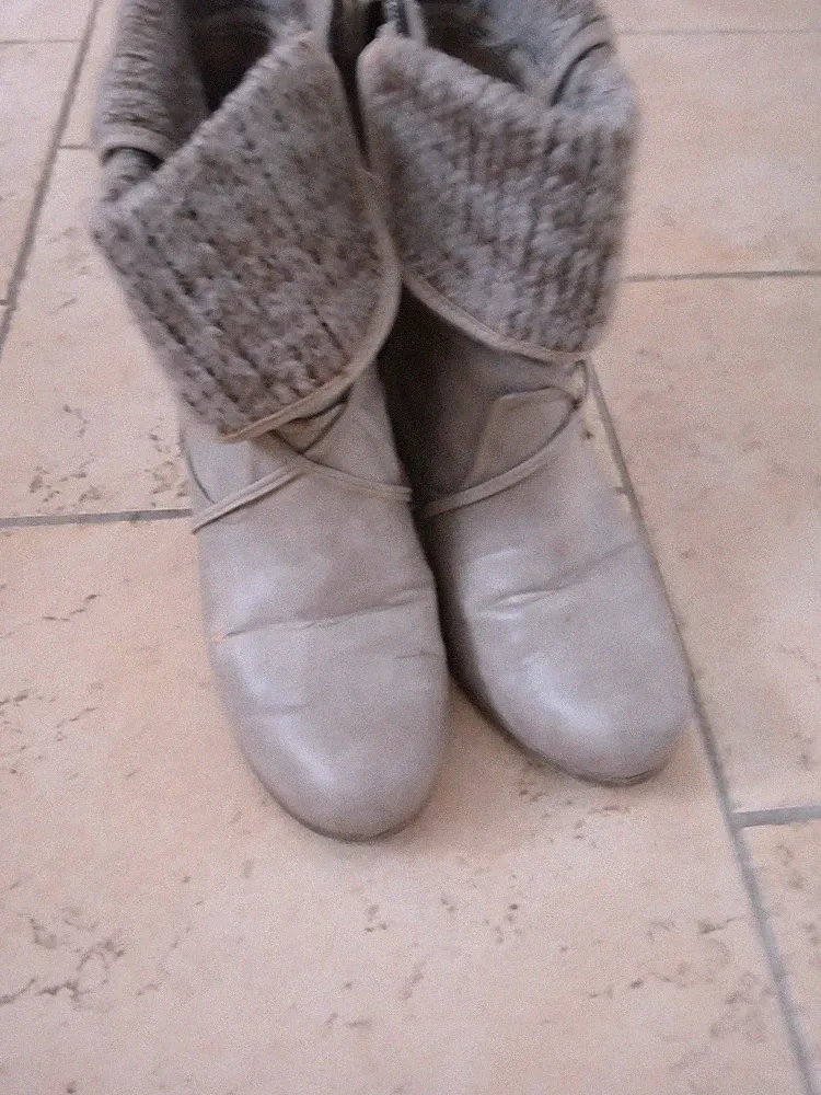 Mustang Damen Stiefeletten Gr. 39 grau Kunstleder Keilabsatz gefüttert Strick