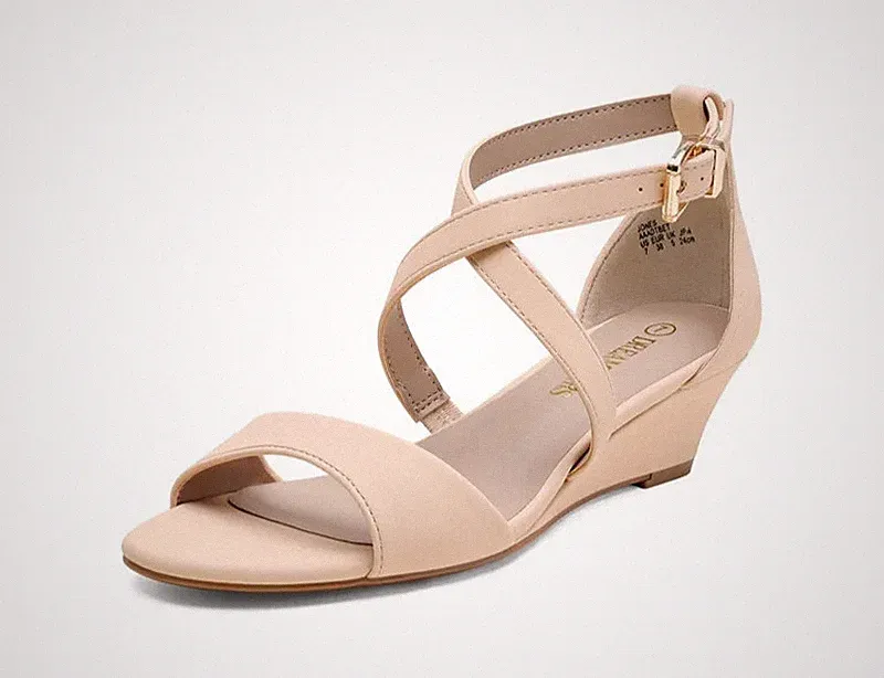 NEU! Dream Pair Jones Damen-Sandale Knöchelriemen niedriger Keilabsatz Größe 7,5 nude