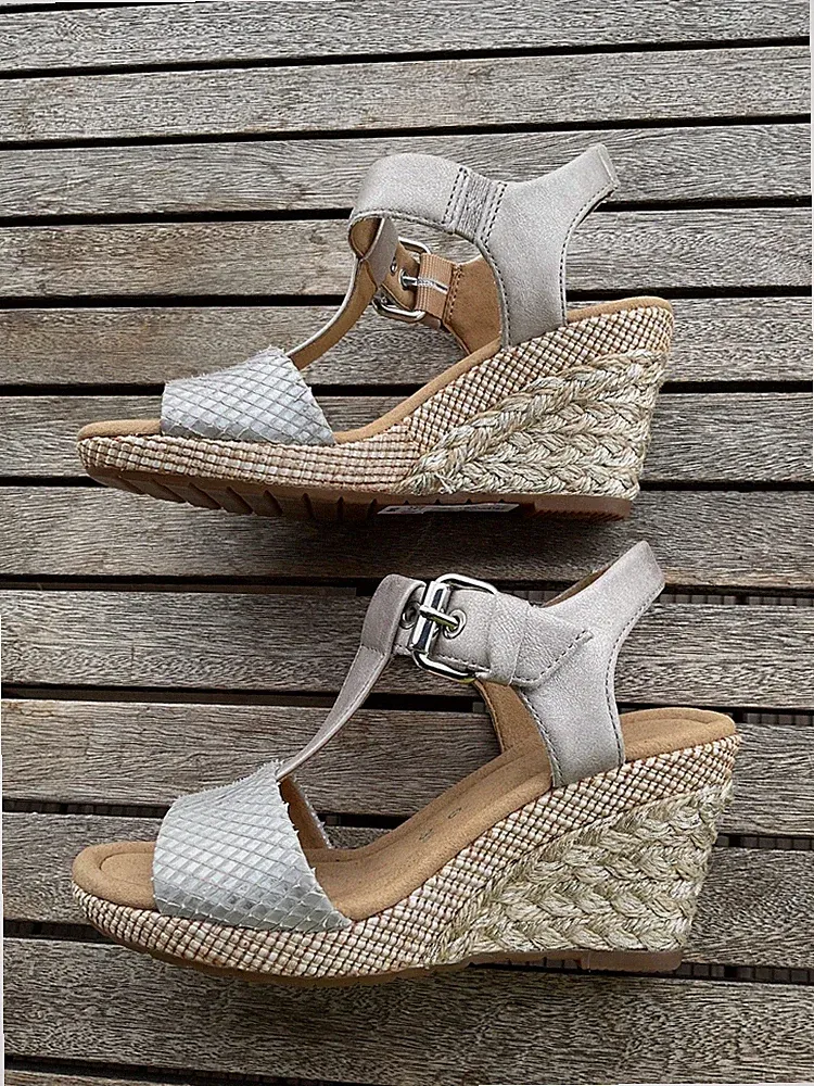 NEU GABOR Keil Sandale Sandalette Gr. 36,5 UK 3,5 Absatzhöhe 8 cm Weite G Leder