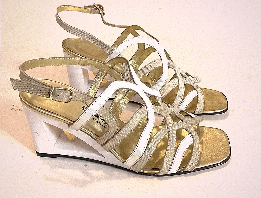 Neu - Keilabsatz Sandalen Leder weiß, gold - EdmondK - Größe 38