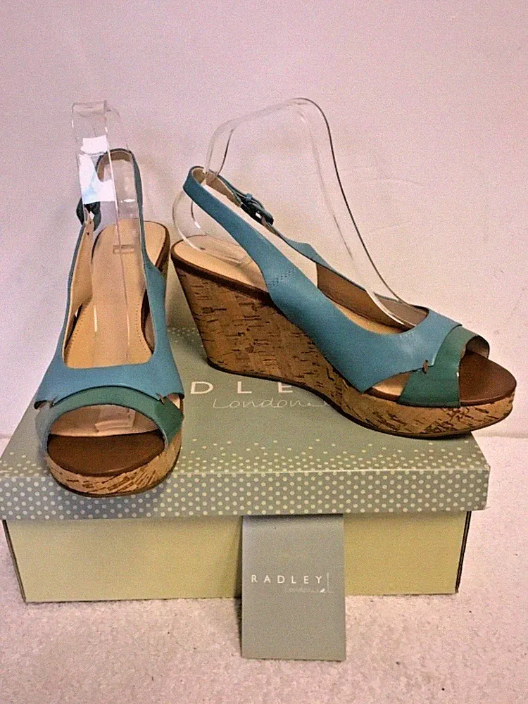 NEU MIT ETIKETT RADLEY TÜRKIS LEDER KEILABSATZ SANDALEN GRÖSSE 7/40