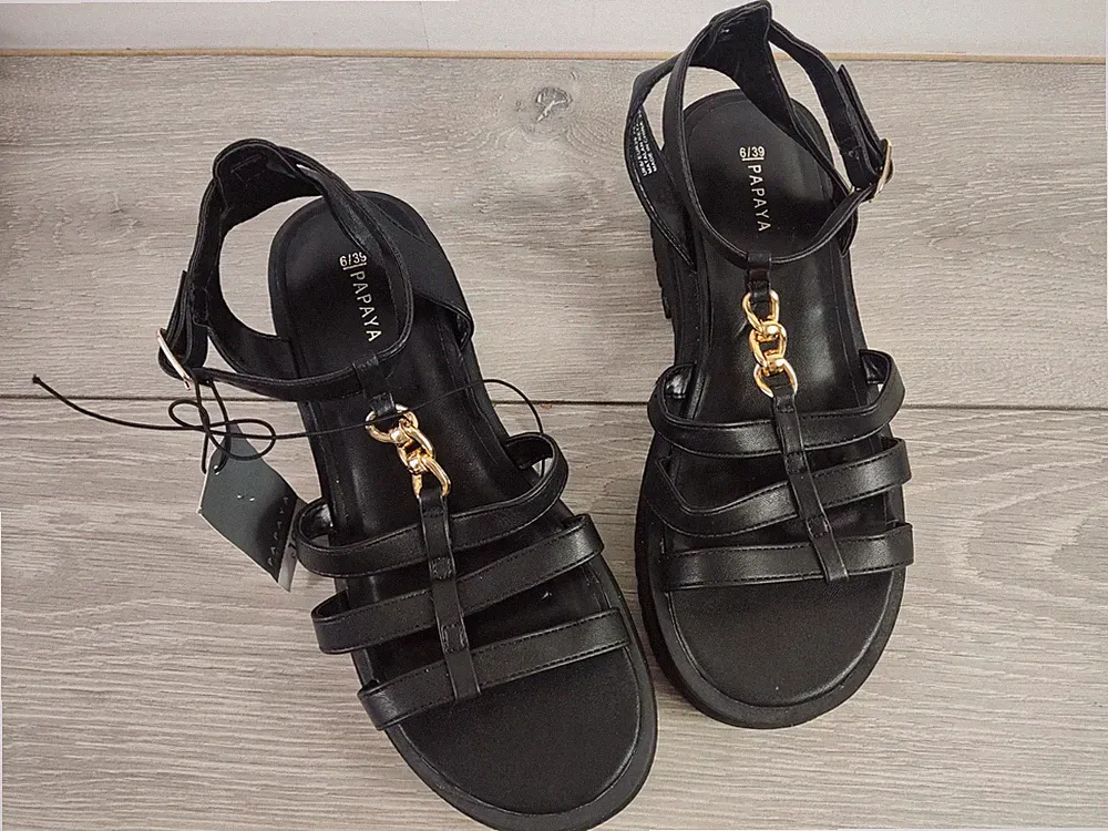 NEU Papaya schwarze Kunstleder Chunky Plateau Sandalen UK 6 EU 39 Gold Kette