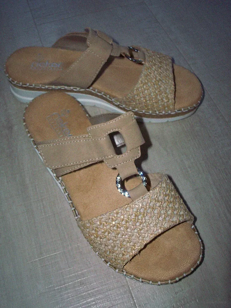 NEU RIEKER Keilabsatz Sandalen natur - Größe UK 6