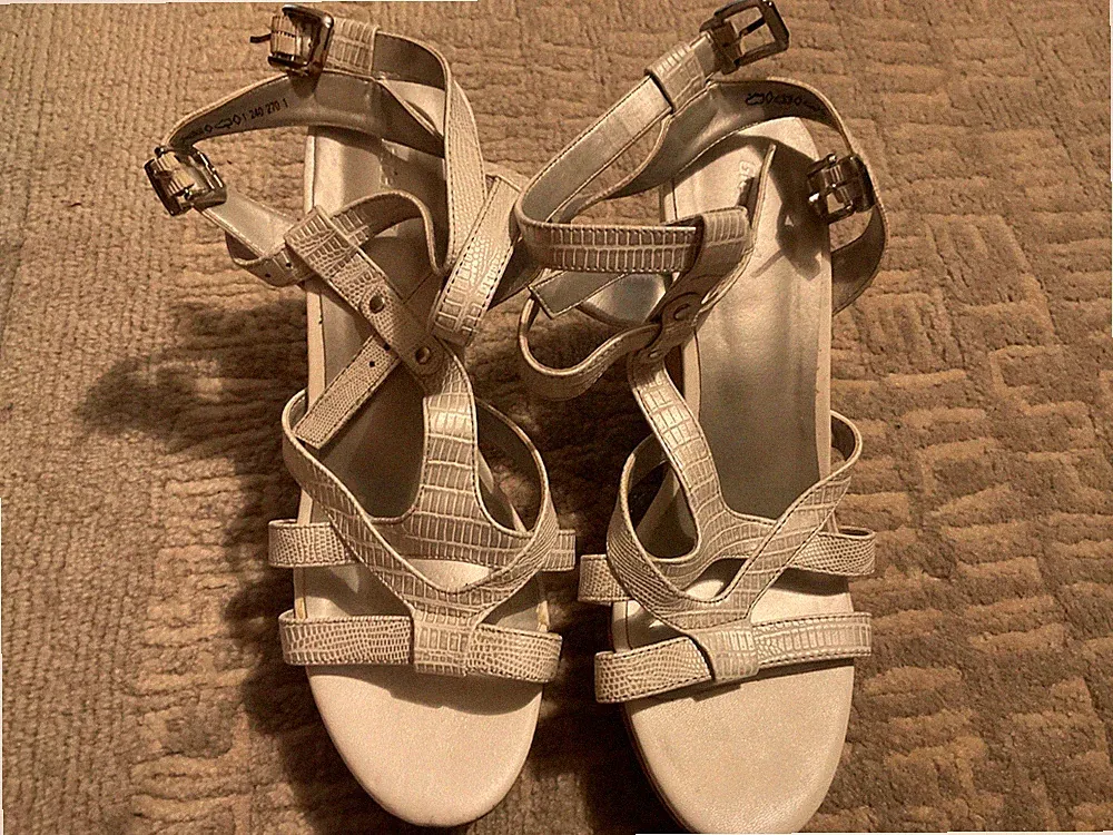 Neue Damen Graceland Leder Sandalette Größe 41 Keilabsatz Sommer Schuhe Silber