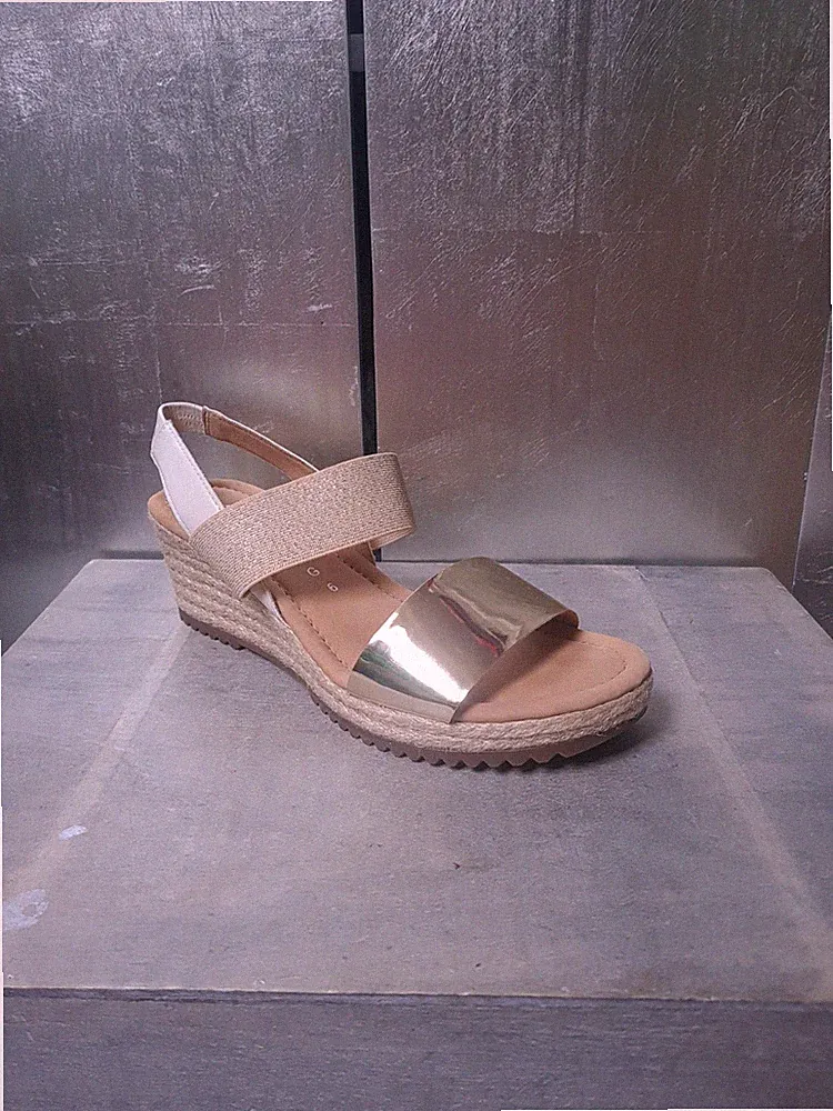 Neuwertige GABOR Sandaletten Gr 39 Weite G gold creme Sandalen Keilabsatz 2132