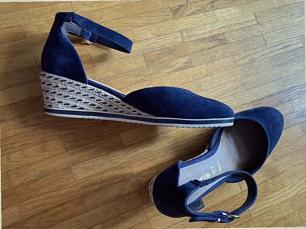 NEUwertige ❤️ #Keilabsatzpumps #Leder #Wildleder