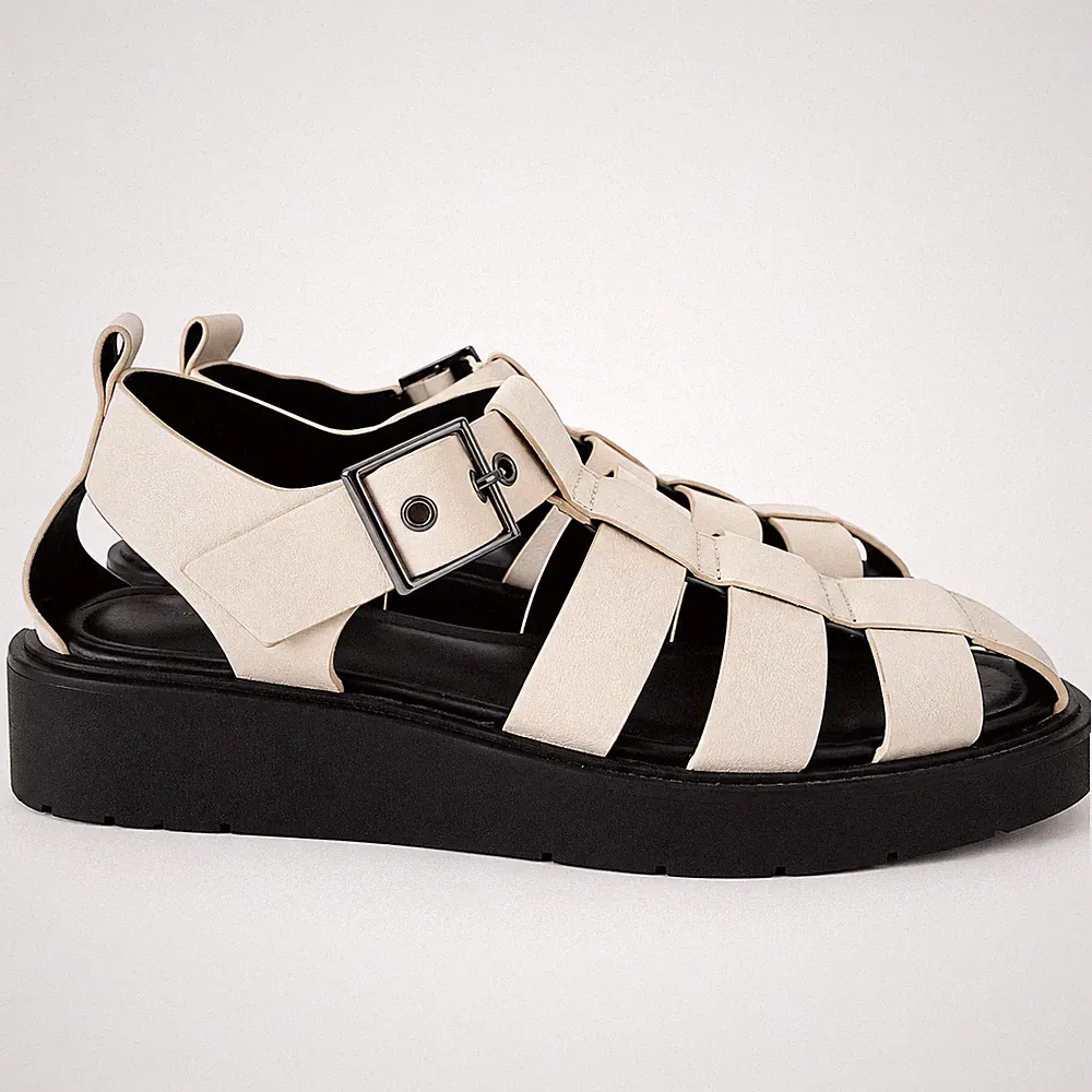 Next Forever bequeme Fischer-Sandalen UK 5 creme klobige Plateau-Käfigschuhe