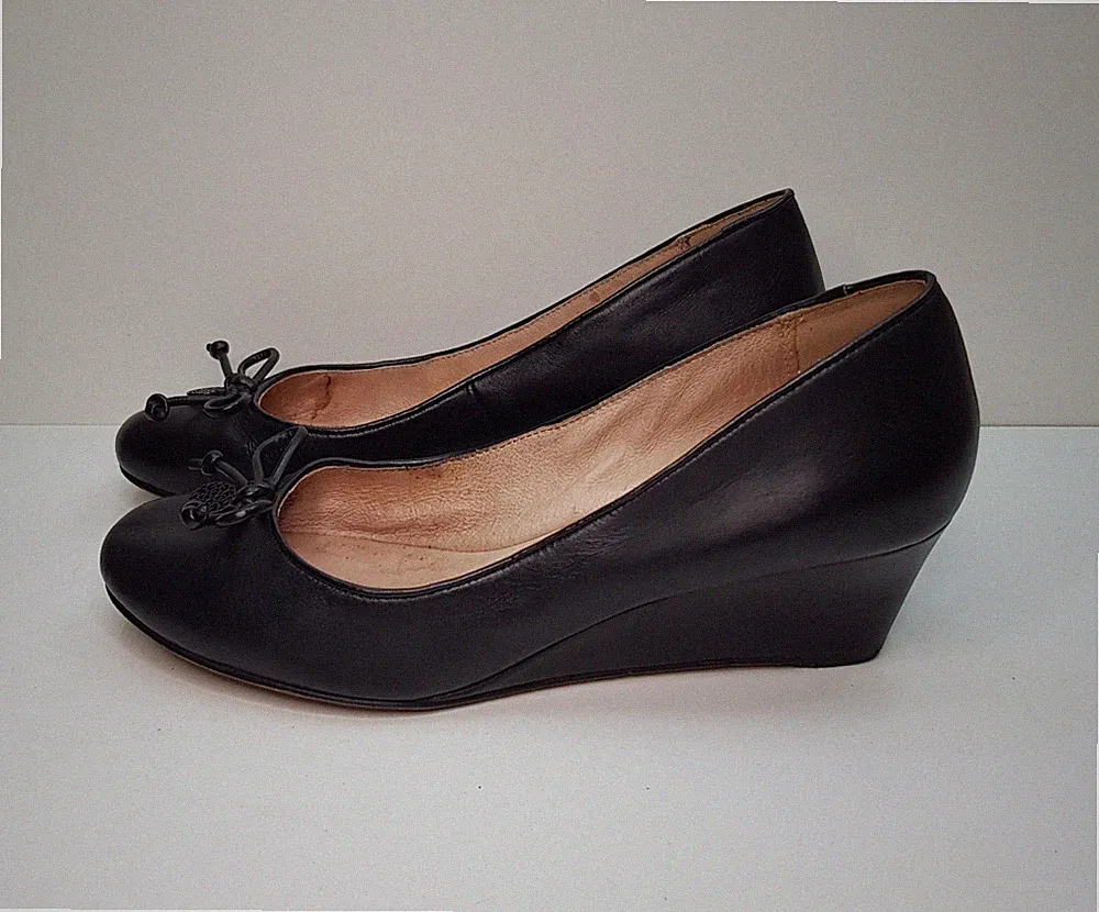 NEXT GRÖSSE 5,5 UK EUR 38,5 DAMEN-PUMPS SCHWARZ LEDER MITTELHOHER KEILABSATZ
