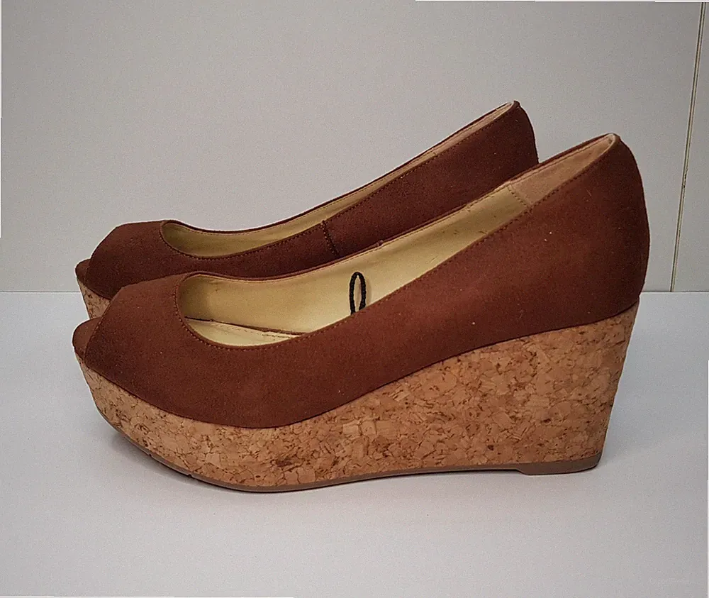 Peep-Toe