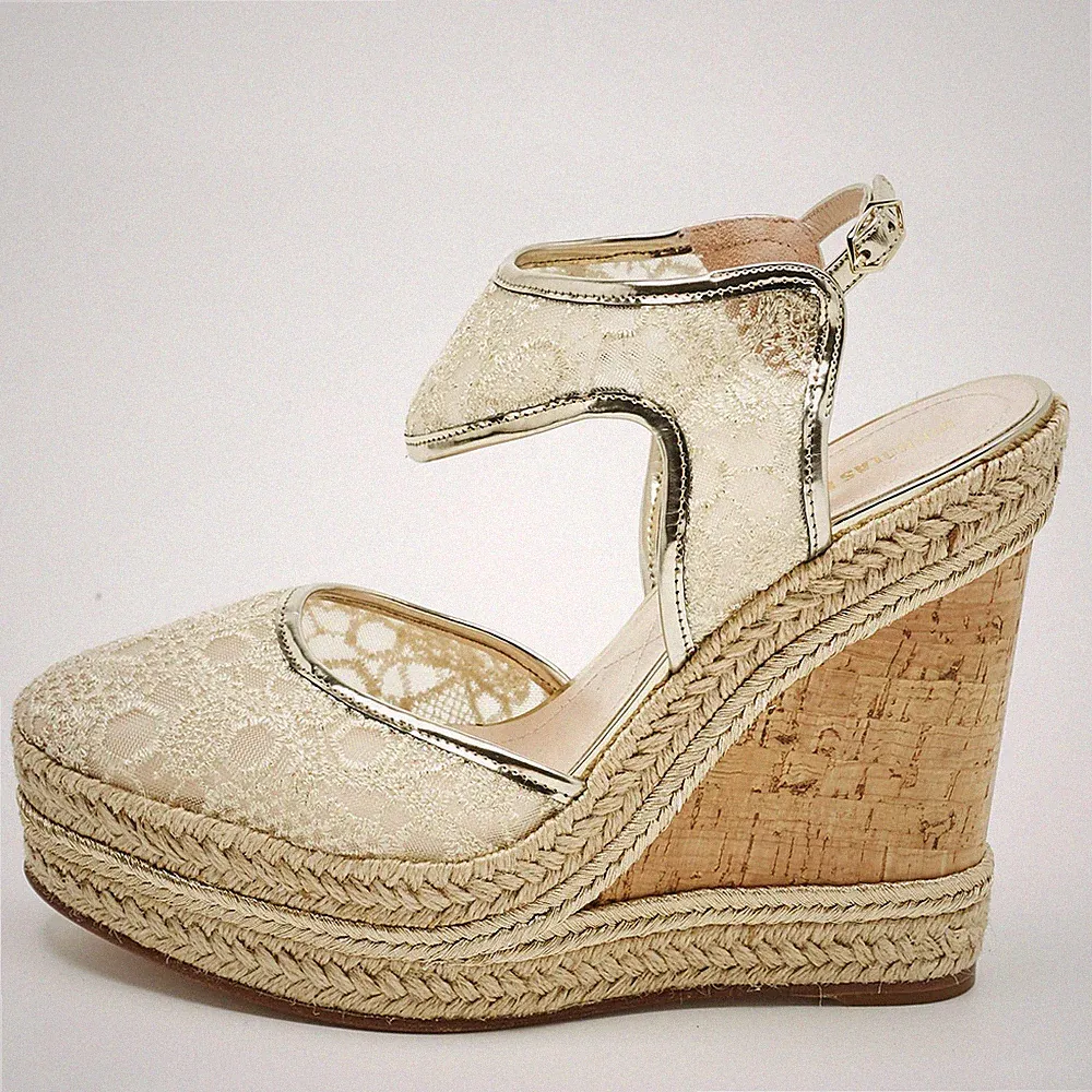 Nicholas Kirkwood Espadrilles goldfarben Spitze und Leder Plateau Keilabsatz...