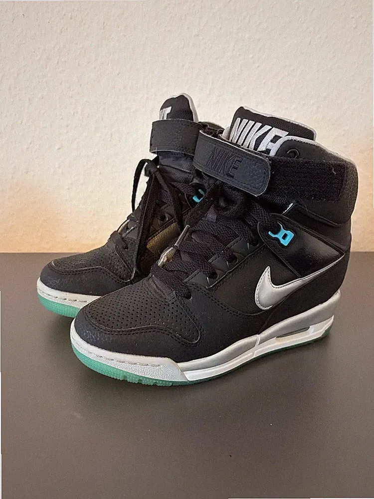 Nike Air Revolution Sky Hi Clearwater 599410-014 Gr.36,5 Keilabsatz