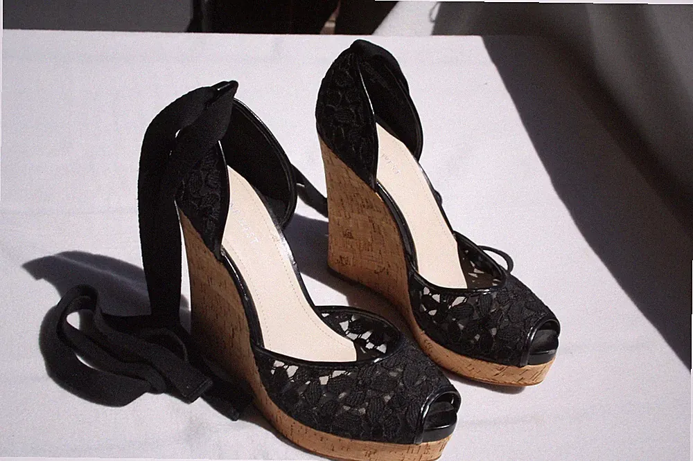 Nine West Damen Sandaletten Gr. 40 Schwarz Mesh Kork Keilabsatz 13cm Spitze 3 cm