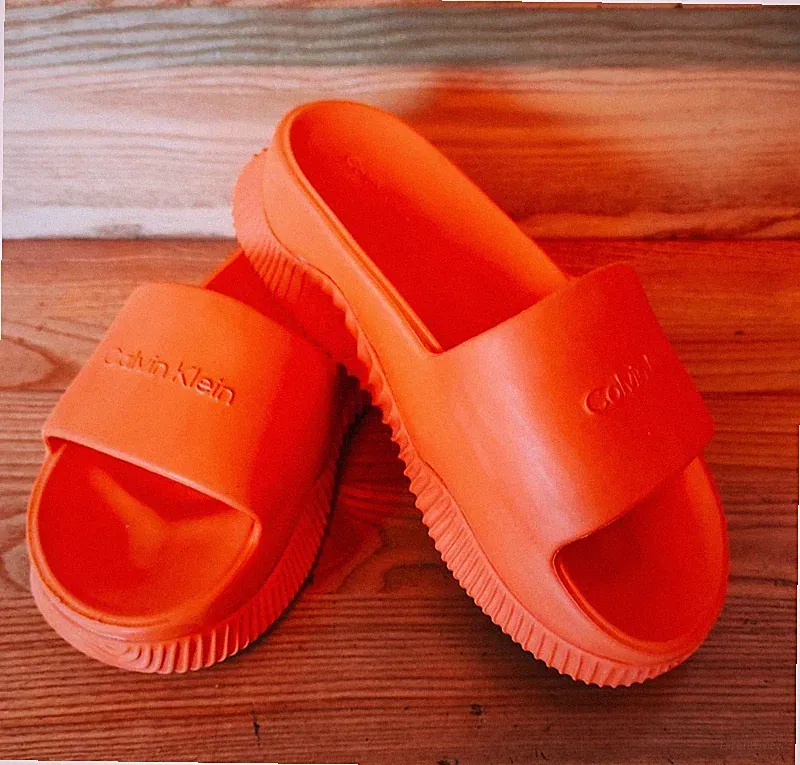 Orange Flip-Flop
