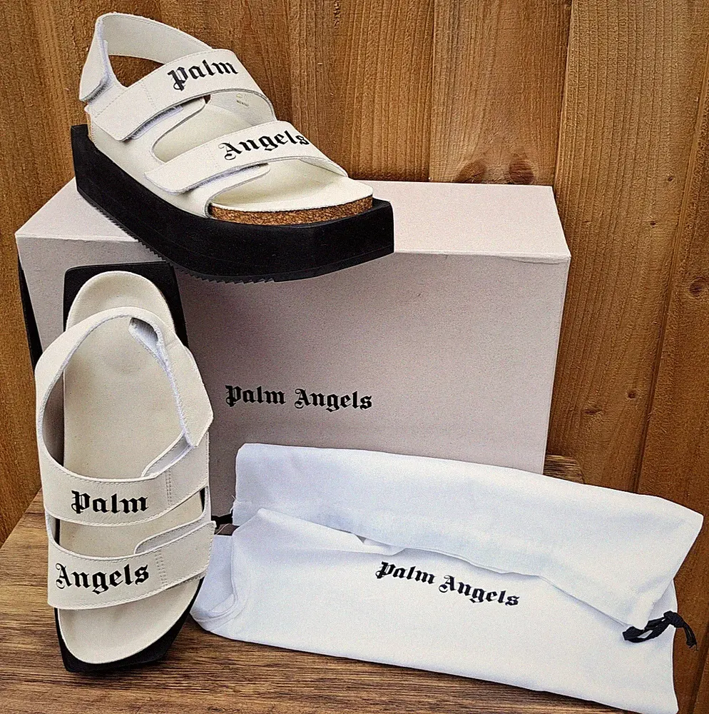 Palm Angels NEU UND VERPACKT Birk Vibram Leder Plateau Sandalen weiß UK 6 US 9 & Staubbeutel