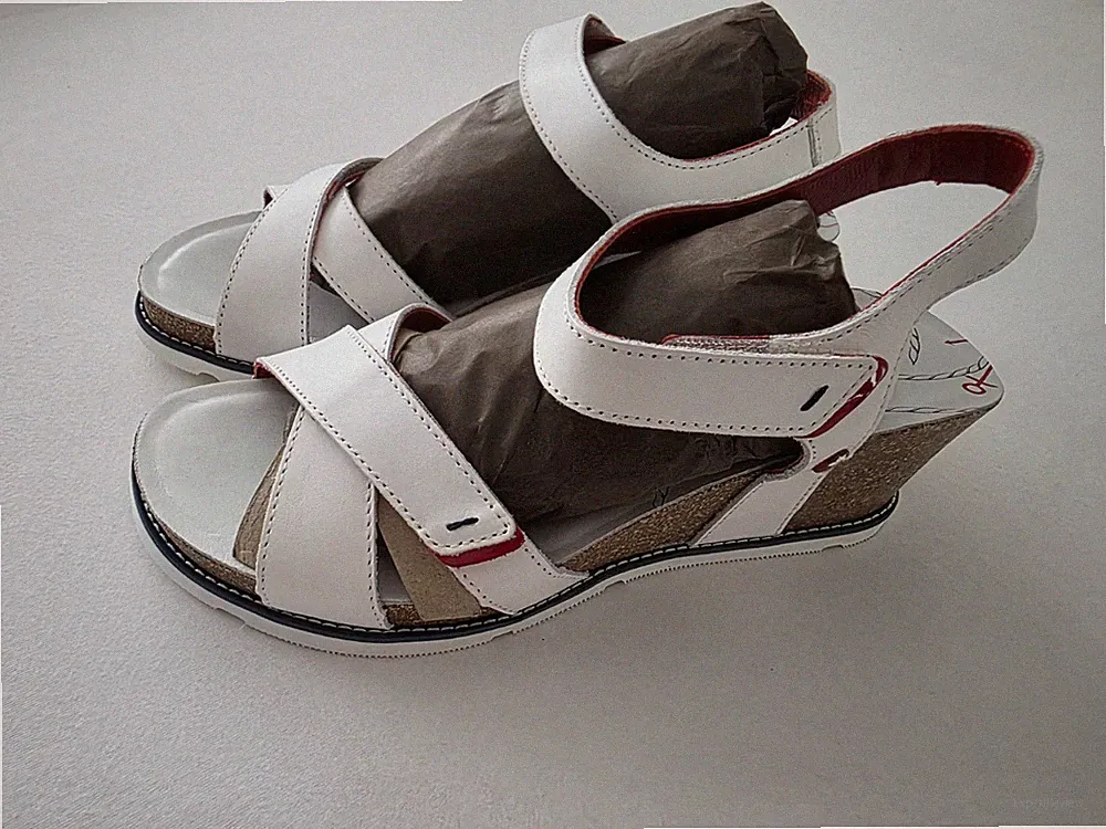 Panama Jack Sandaletten Gr. 40 weiß LEDER Kork Keilabsatz NEU