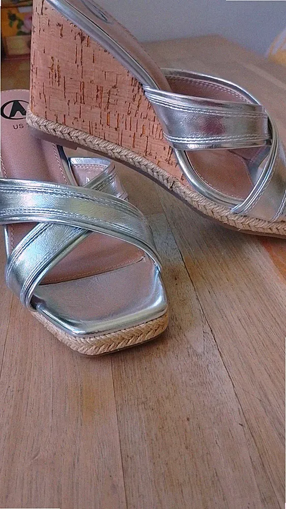 Pantoletten 37,5 Keilabsatz 8 cm NEU