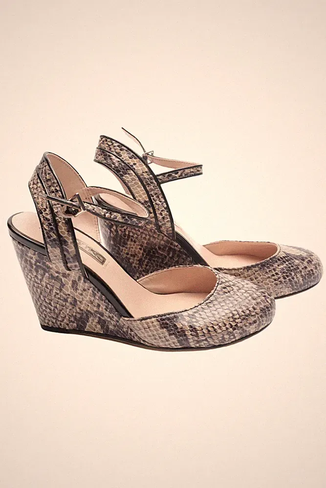 PAPRIKA Damen Pumps Keilabsatz Gr. 37 Schlangenmuster Elegant Mehrfarbig