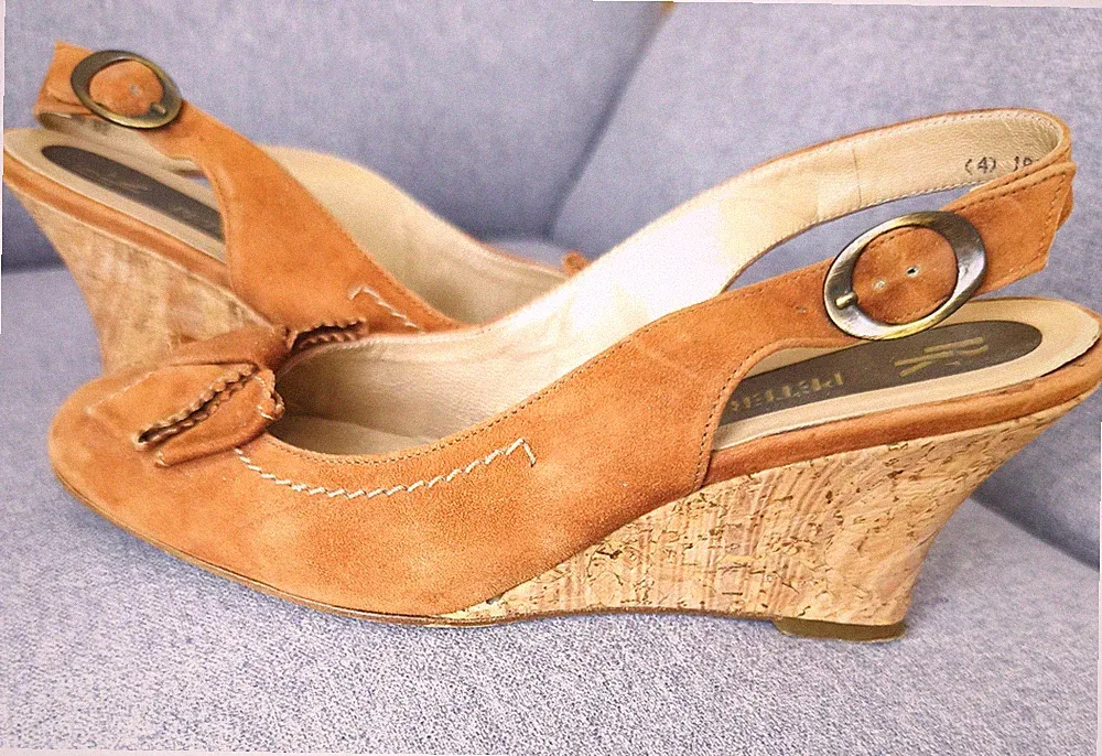 Peter Kaiser Pumps Gr. 4 ,cognac , Velourleder , Keilabsatz ca. 7 cm